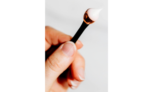 Reduce puffiness, improve circulation and enhance glow with LXMI Copper Wand