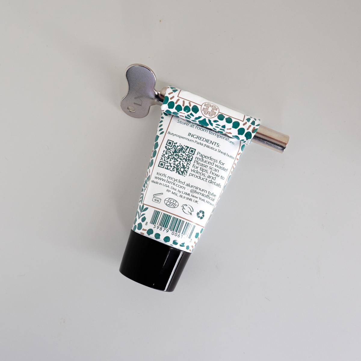 Squeeze out every last drop of your aluminum skincare tubes with LXMI's Tube Squeeze Key