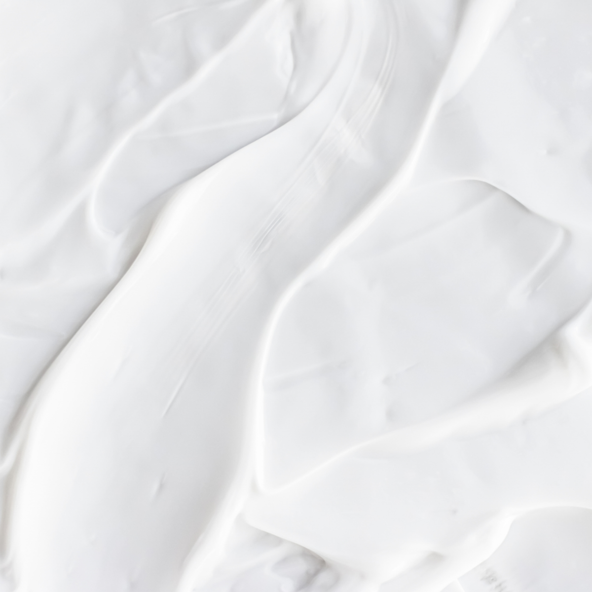Luxurious soft texture with LXMI Crème du Nil daily moisturizer