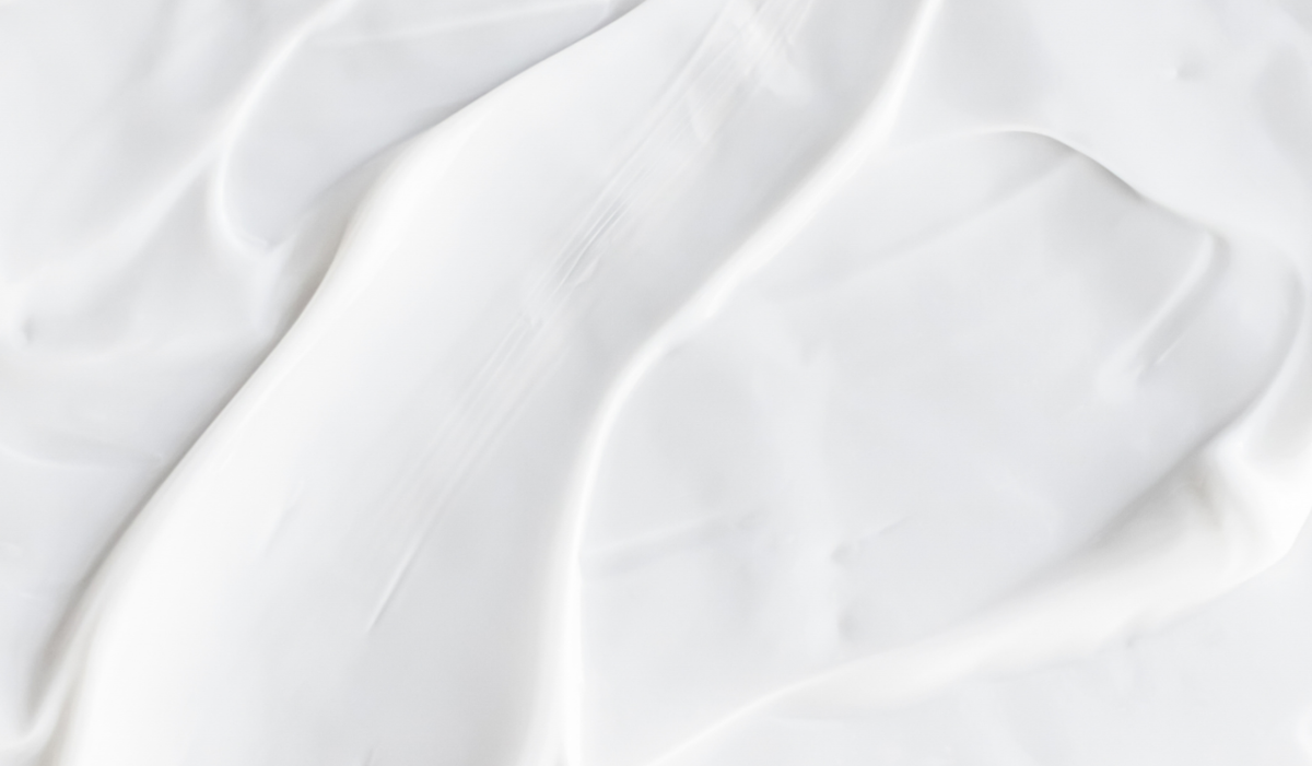 Luxurious soft texture with LXMI Crème du Nil daily moisturizer